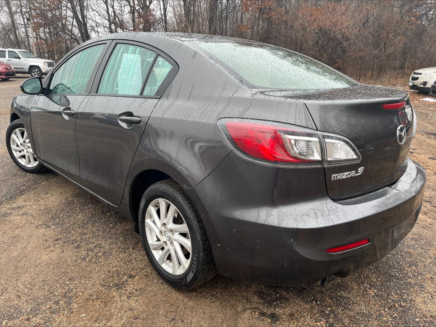 2012 Mazda MAZDA3 (JM1BL1V70C1) , located at 17255 hwy 65 NE, Ham Lake, MN, 55304, 0.000000, 0.000000 - Photo#6